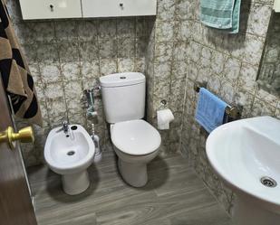 Bathroom of Flat for sale in Elche / Elx  with Air Conditioner