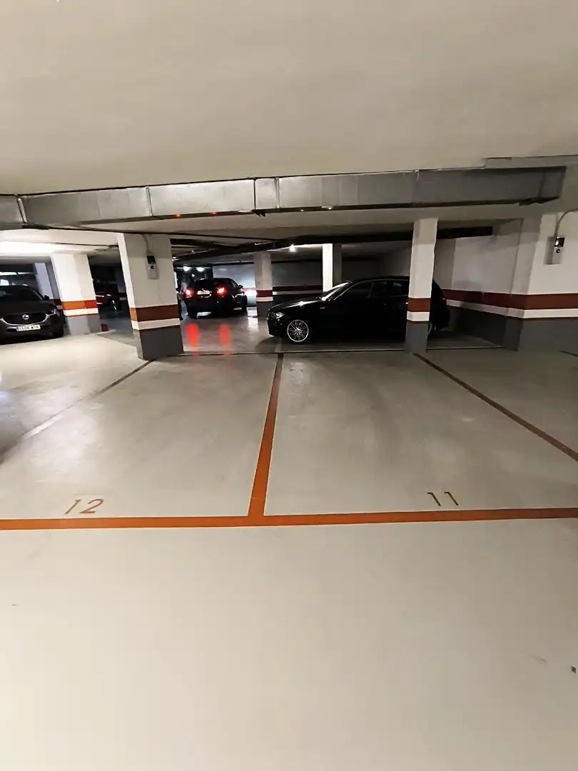 Garage for rent in Calle de Arturo Soria, Costillares Parking of Garage for rent in Madrid