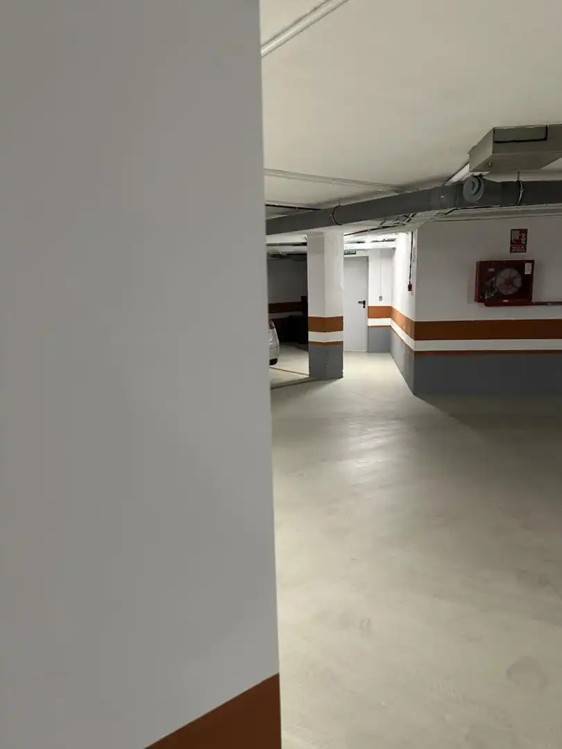 Garage for rent in Calle de Arturo Soria, Costillares Parking of Garage for rent in Madrid