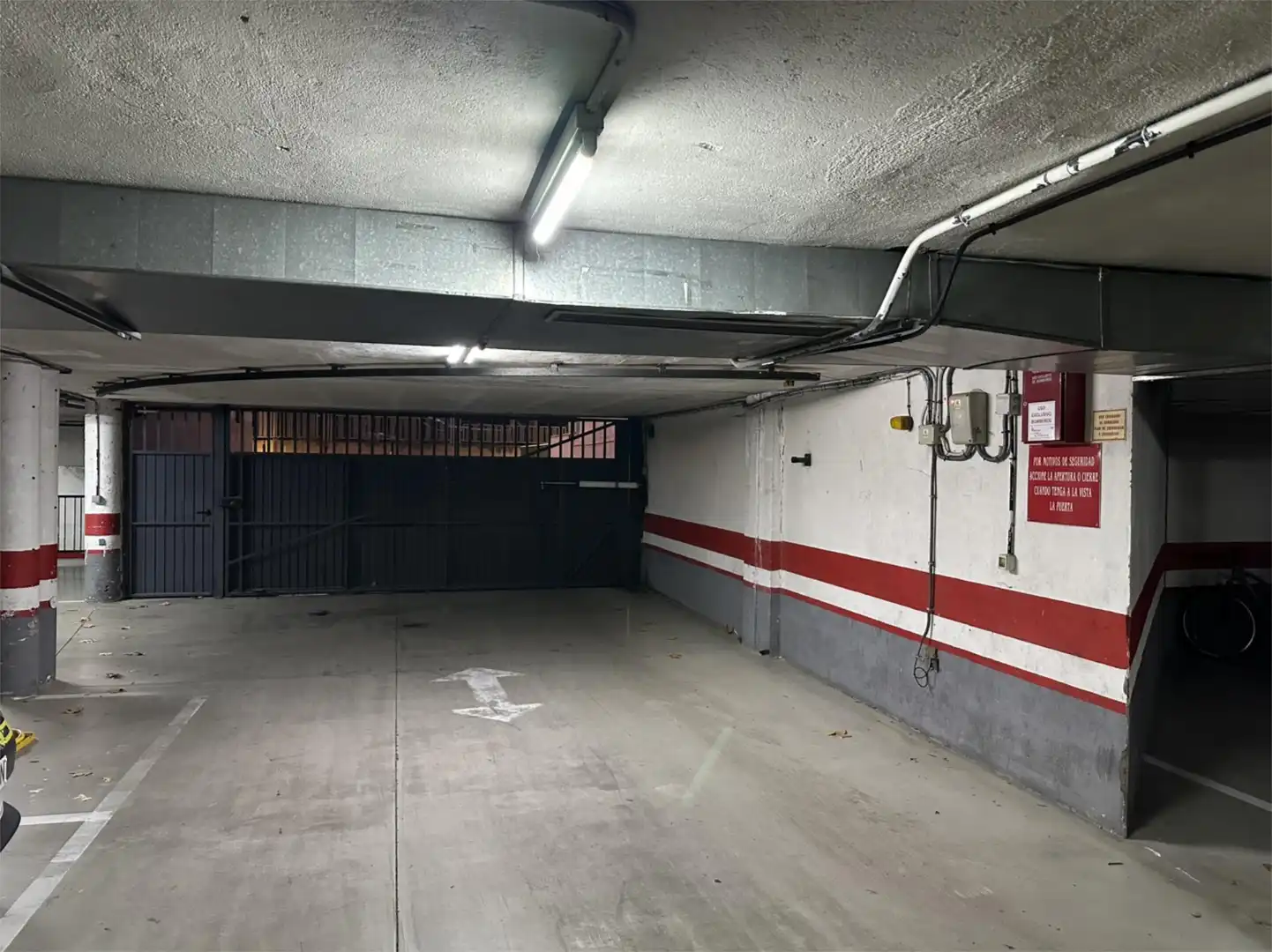 Garage for rent in Calle de Arturo Soria, Costillares Parking of Garage for rent in Madrid