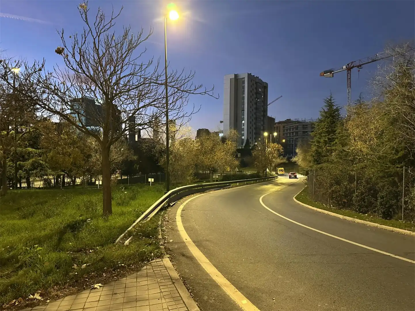 Garage for rent in Calle de Arturo Soria, Costillares Exterior view of Garage for rent in Madrid