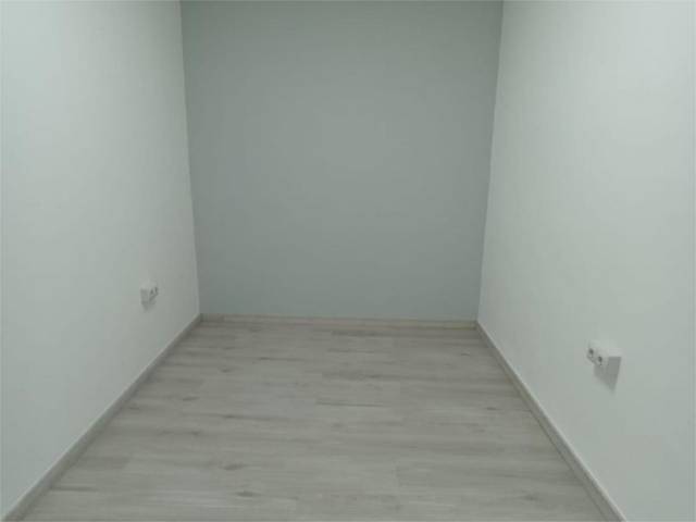 Local comercial en Alquiler en Avenida Doctor Villa, 31 en Carmona