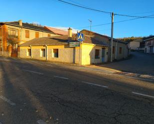 Vista exterior de Casa adosada en venda en Villamejil