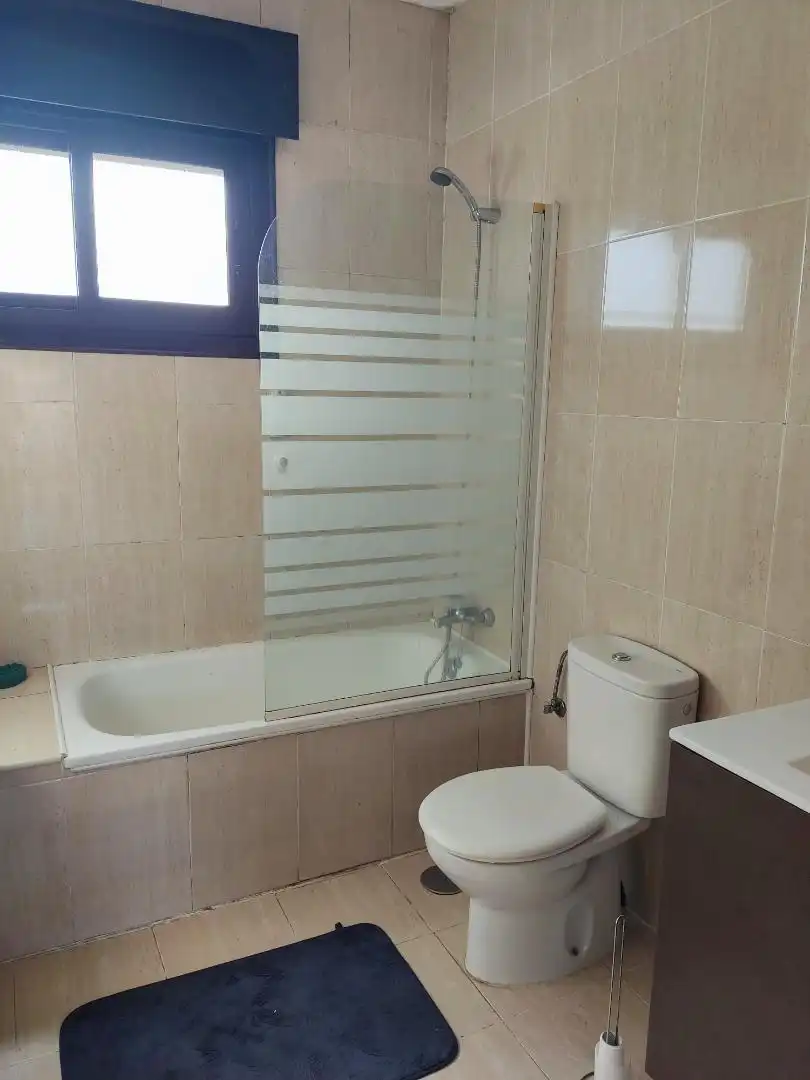 Room in Avenida de Cesáreo A. Vázquez, 66, Coruxo - Oia - Saiáns Room in Avenida de Cesáreo A. Vázquez, 66, Coruxo - Oia - Saiáns