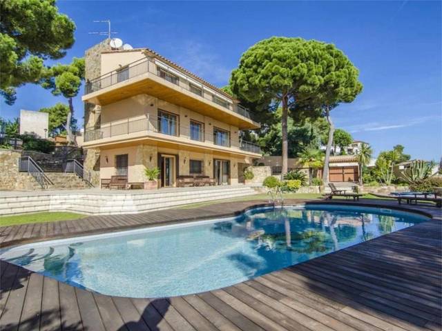 Casa-chalet en Alquiler en Carrer Antoni Gaudí, 26 en Torre Valentina - Mas Vilar de La Mutxada - Treumal