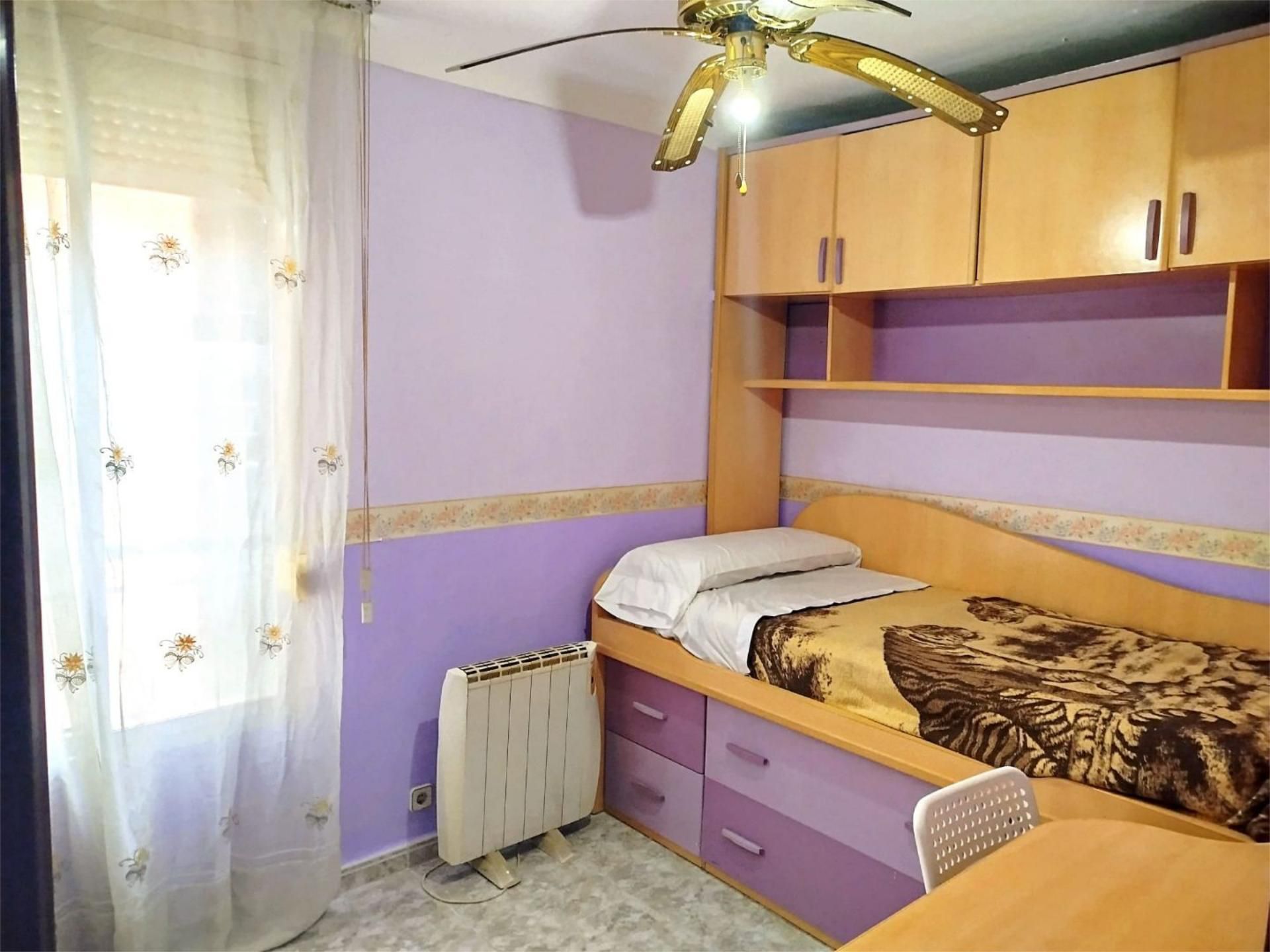 Bedroom of Flat to share in Torrejón de Ardoz
