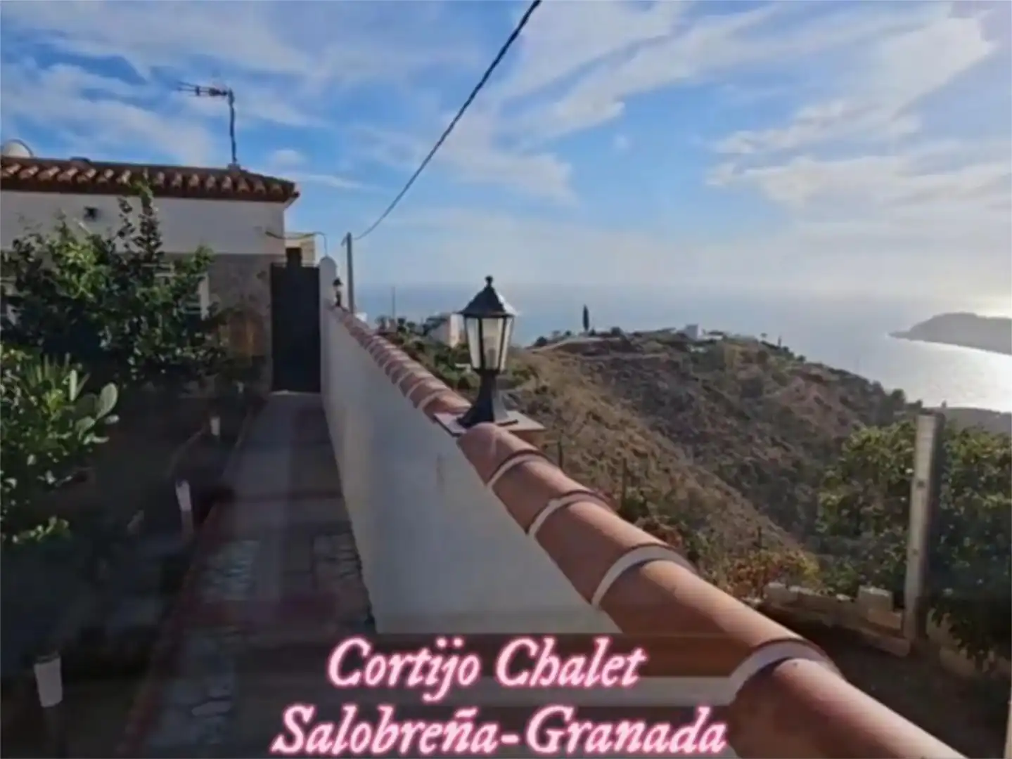 Casa o chalet en venta en Urbanización Alfa Mar, 2, Monte los Almendros - El Pargo - Costa Aguilera Vista exterior de Casa o chalet en venta en Salobreña con Aire acondicionado, Calefacción y Jardín privado