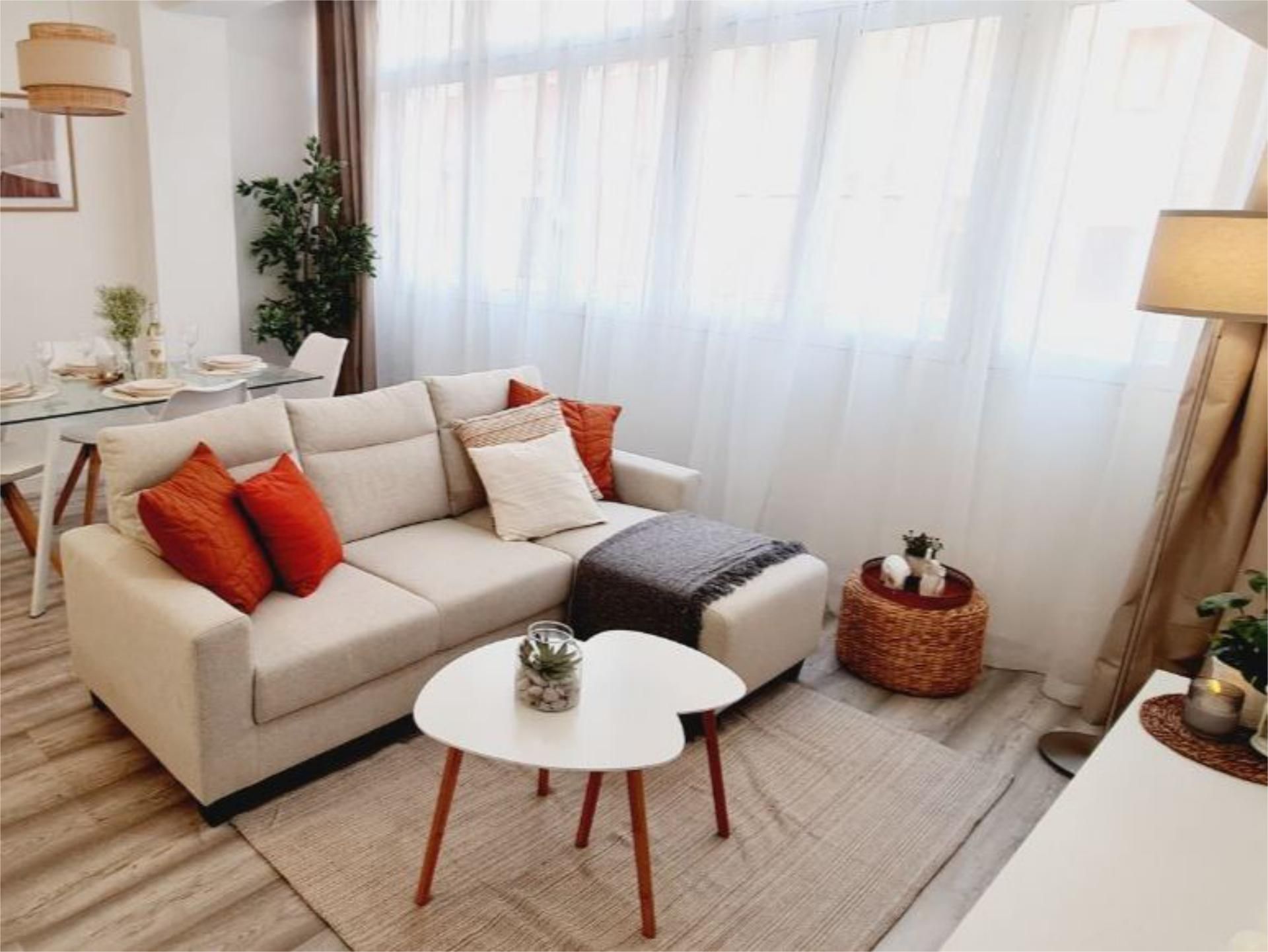 Sala d'estar de Pis en venda en Güímar amb Parquet, Traster i Moblat