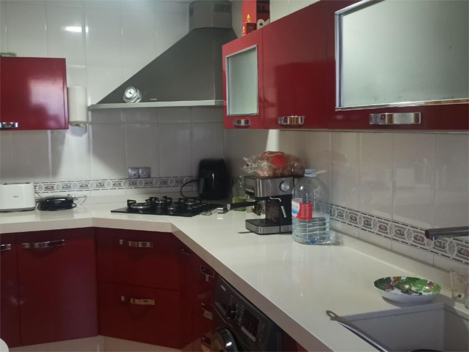 Kitchen of Flat for sale in Malpartida de Plasencia  with Air Conditioner and Balcony