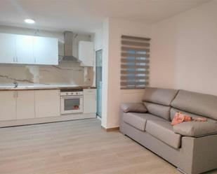 Living room of Flat for sale in Alicante / Alacant  with Terrace, Storage room and Furnished