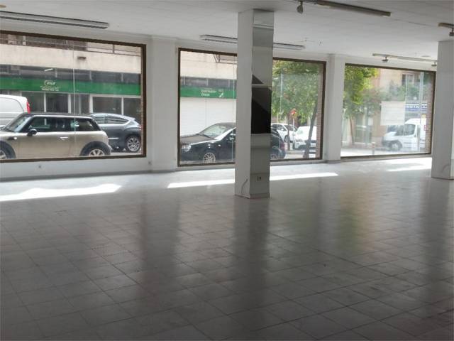 Local comercial en Alquiler en Carrer Arquitecte Gaudí, 45 en Centre