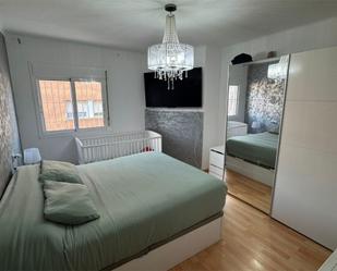 Bedroom of Flat for sale in Reus  with Air Conditioner, Heating and Parquet flooring