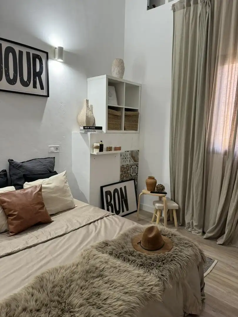 Schlafzimmer von Wohnung zum Verkauf in  Palma de Mallorca mit Heizung, Privatgarten und Parkett