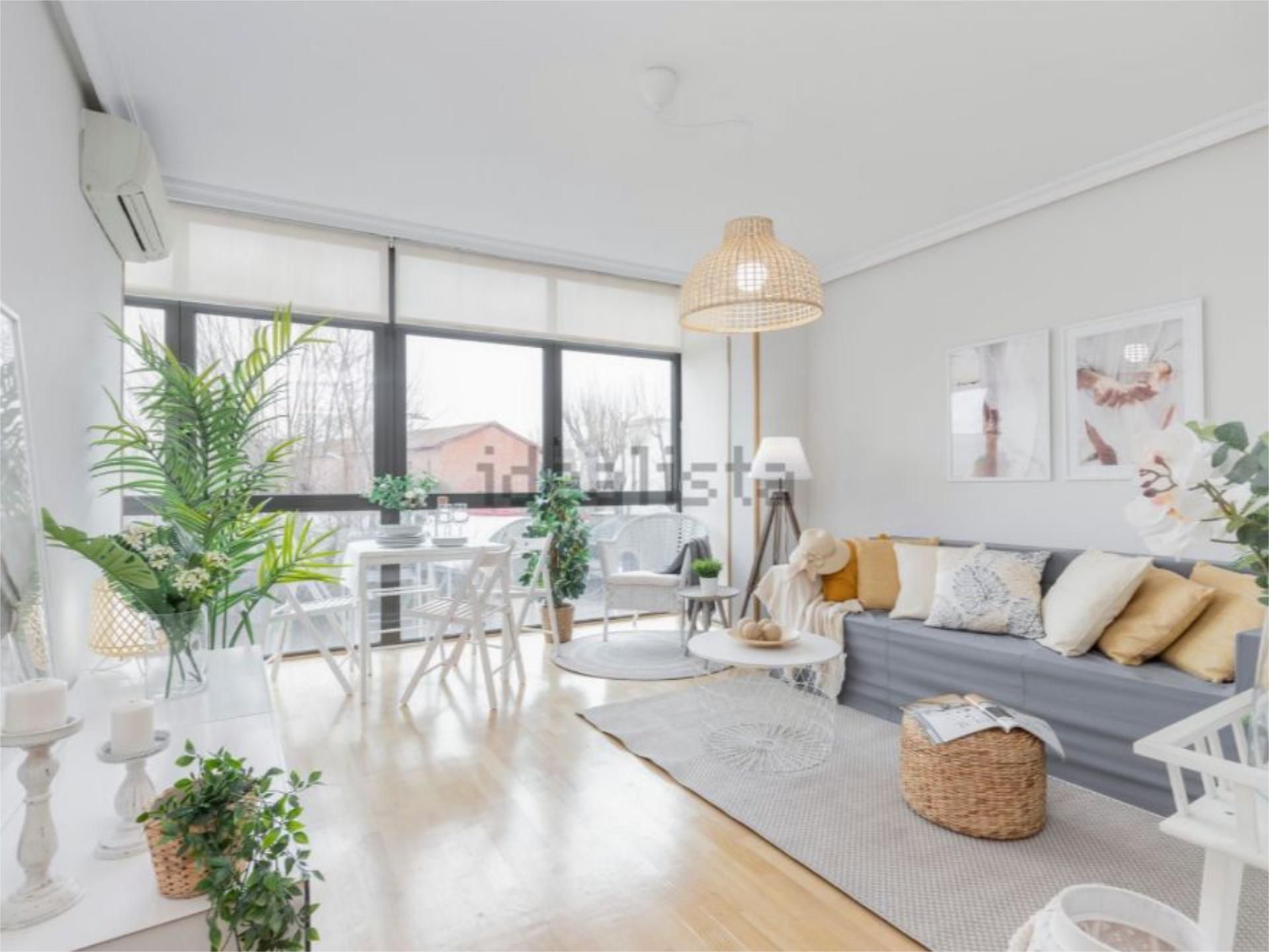 Sala d'estar de Pis en venda en Getafe amb Aire condicionat, Calefacció i Jardí privat