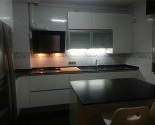 Flat to rent in Allende Salazar Kalea, 1, Gernika-Lumo