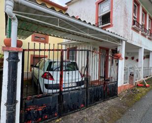 Vista exterior de Casa adosada en venda en Pontedeume amb Terrassa