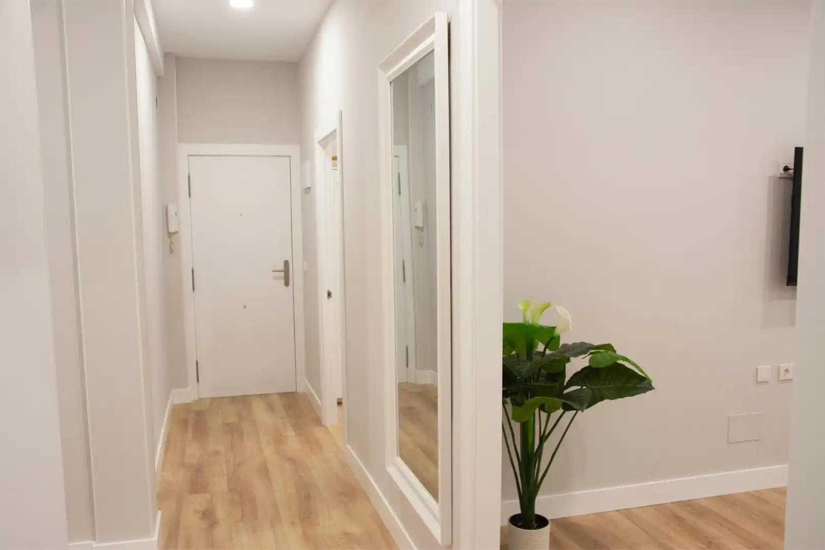 Habitación en Calle Castilla, 12, Castilla - Hermida Habitación en Calle Castilla, 12, Castilla - Hermida