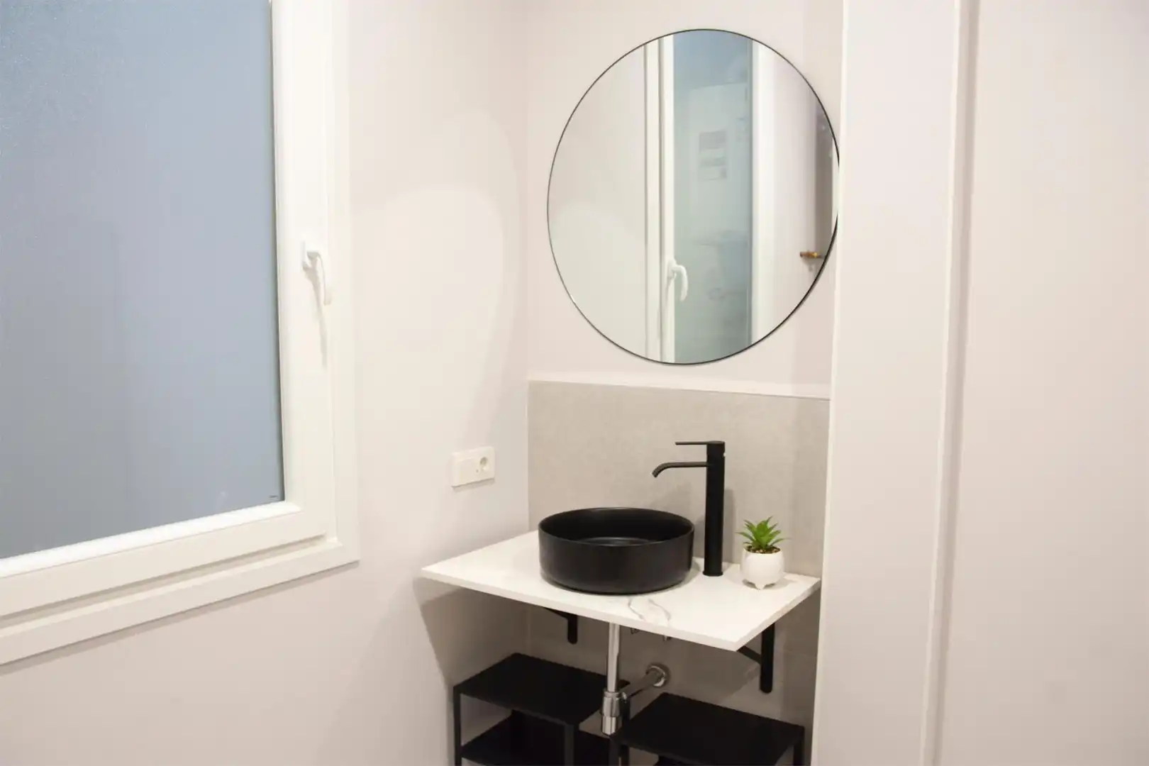 Habitación en Calle Castilla, 12, Castilla - Hermida Habitación en Calle Castilla, 12, Castilla - Hermida