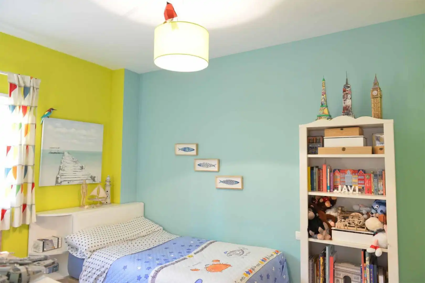 Casa o chalet en venta en Calle Carmen de Burgos Colom, 5, Barrio Bajo Habitación de Casa o chalet en venta en San Juan de Aznalfarache con Aire acondicionado, Calefacción y Terraza
