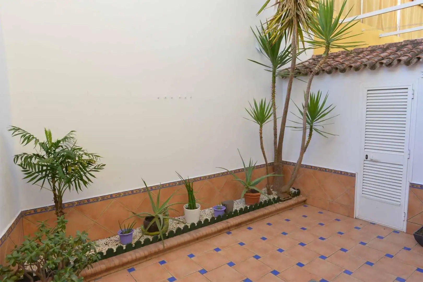 Casa o chalet en venta en Calle Carmen de Burgos Colom, 5, Barrio Bajo Terraza de Casa o chalet en venta en San Juan de Aznalfarache con Aire acondicionado, Calefacción y Terraza