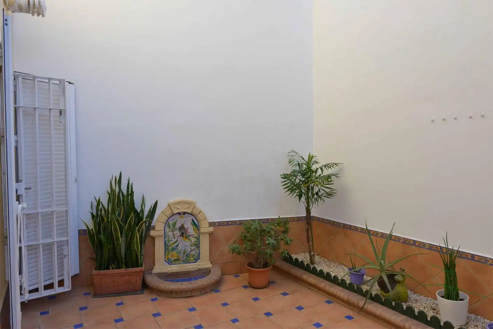 Casa o chalet en venta en Calle Carmen de Burgos Colom, 5, Barrio Bajo Jardín de Casa o chalet en venta en San Juan de Aznalfarache con Aire acondicionado, Calefacción y Terraza