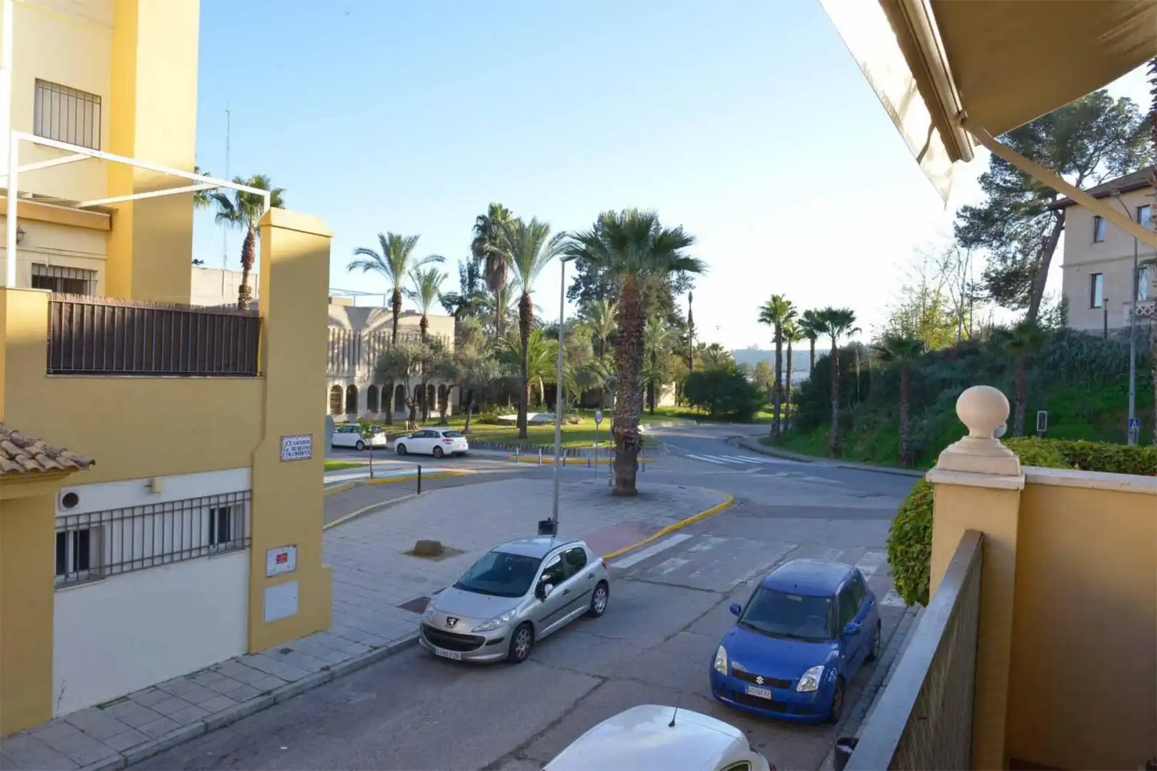 Casa o chalet en venta en Calle Carmen de Burgos Colom, 5, Barrio Bajo Vista exterior de Casa o chalet en venta en San Juan de Aznalfarache con Aire acondicionado, Calefacción y Terraza