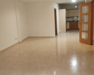 Flat for sale in Deltebre  with Air Conditioner