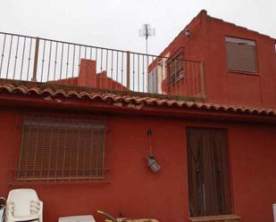 Vista exterior de Casa o xalet de lloguer en Espiel amb Calefacció, Jardí privat i Terrassa