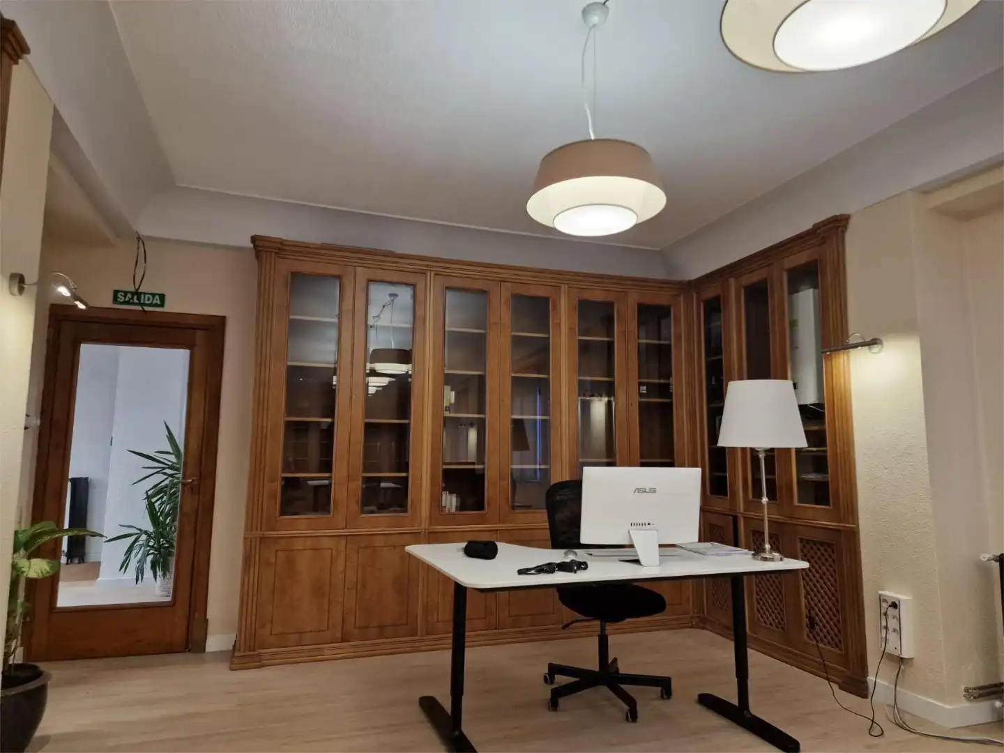Commercial properties for rent in Plaza Jardin de San Francisco, 1, Casco Antiguo Commercial properties for rent in Plaza Jardin de San Francisco, 1, Casco Antiguo