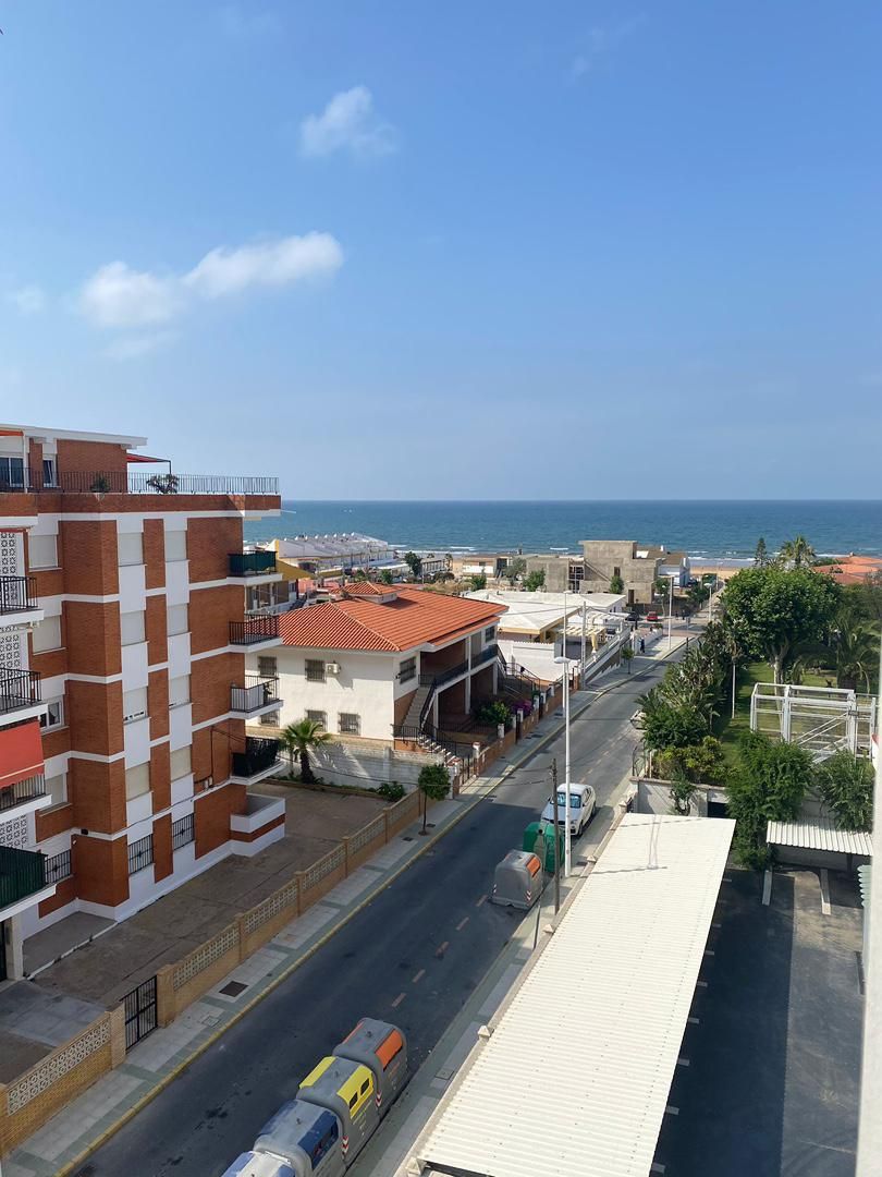 Vista exterior de Apartament de lloguer en Punta Umbría amb Aire condicionat, Calefacció i Terrassa