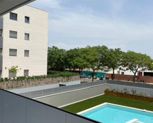 Swimming pool of Apartment to rent in  Lleida Capital  with Air Conditioner, Heating and Private garden