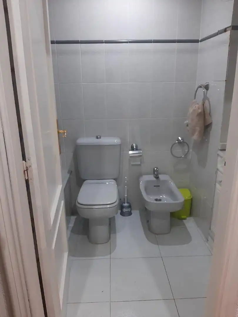 Bathroom of Apartments for rent in  Valencia Capital  with Air Conditioner