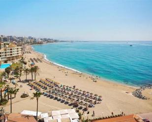 Vista exterior de Apartament de lloguer en Benalmádena amb Terrassa i Piscina