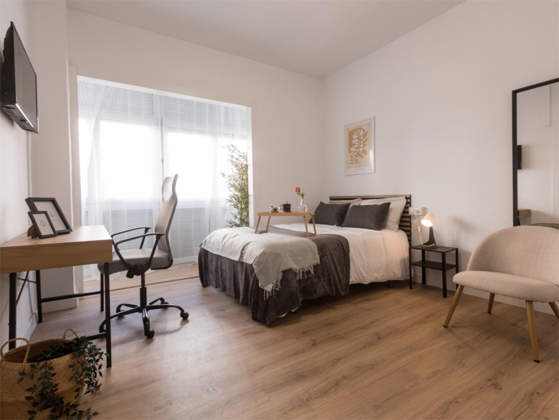 Dormitori de Loft per a compartir en  Granada Capital amb Aire condicionat, Calefacció i Parquet