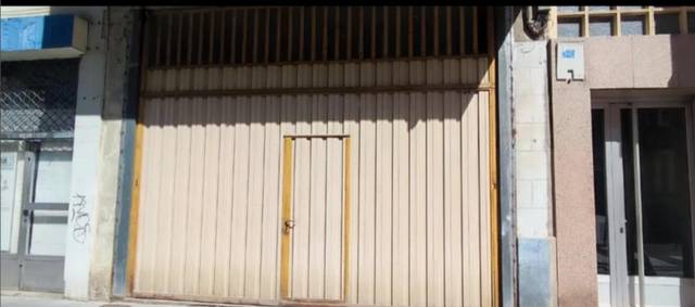 Local comercial en Alquiler en Calle de Luis Orgaz, 4 en San Cristóbal