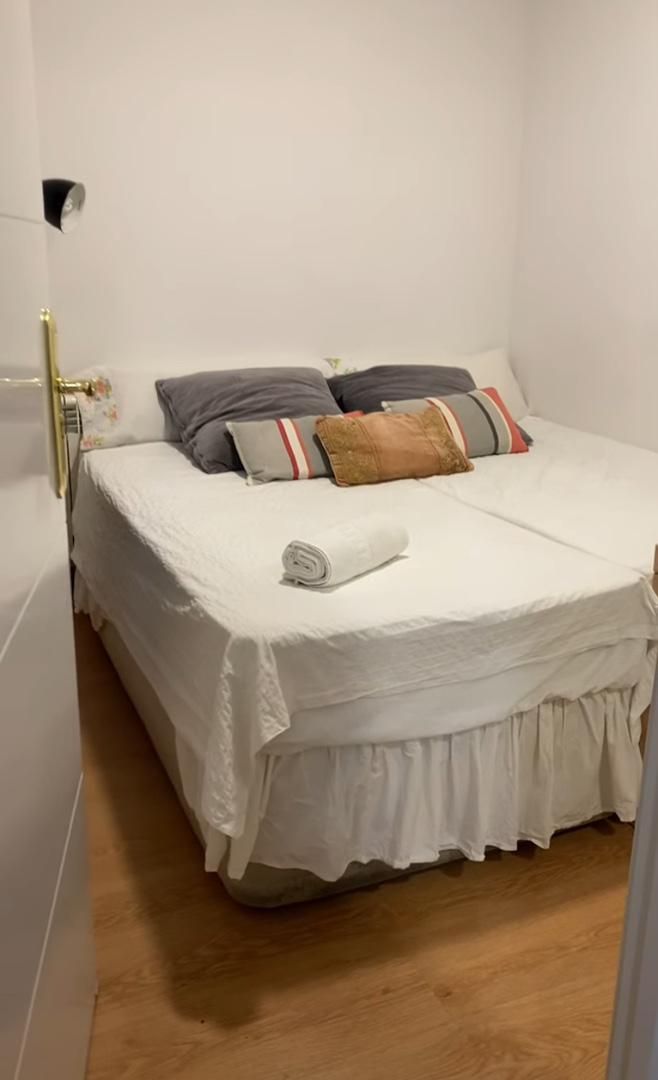 Apartament per a compartir a Calle Felipe Pingarrón, 53, Villaverde Alto Dormitori de Apartament per a compartir en  Madrid Capital amb Calefacció, Moblat i Forn