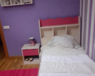 Bedroom of Flat to share in Gijón   with Furnished