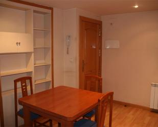 Bedroom of Apartment to rent in  Zaragoza Capital  with Air Conditioner, Heating and Parquet flooring