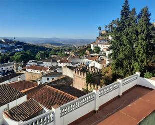 Vista exterior de Pis de lloguer en Jerez de los Caballeros amb Calefacció, Parquet i Moblat