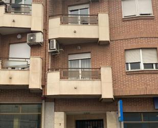 Vista exterior de Apartament de lloguer en  Toledo Capital amb Aire condicionat, Terrassa i Balcó