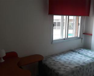 Bedroom of Flat to share in  Granada Capital  with Furnished and Balcony