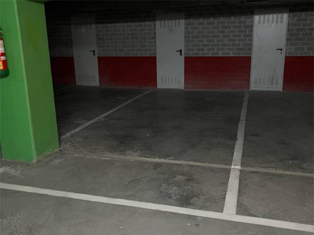 Garaje en Alquiler en Calle Única, 4 en Aisa