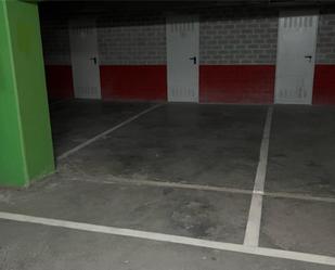 Parking of Garage to rent in Aisa