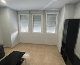 Bedroom of Flat to rent in Marín