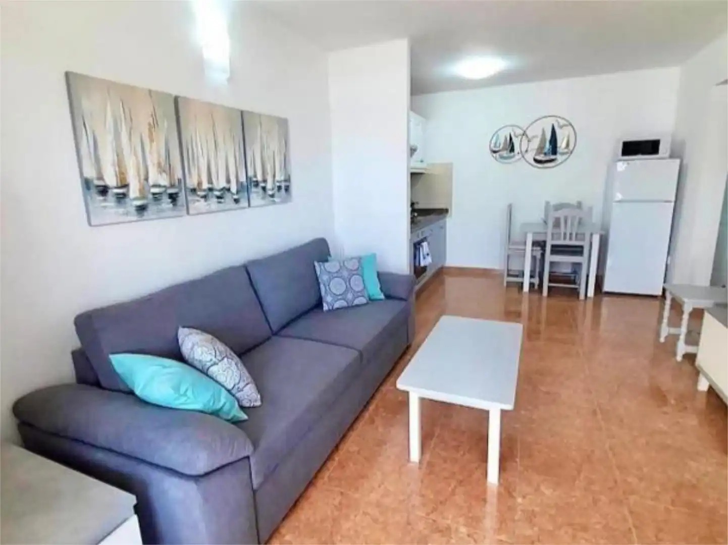 Piso en venta en Calle Arpón, 12, Puerto del Carmen Sala de estar de Piso en venta en Tías con Terraza y Piscina