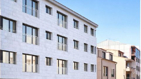 Foto 2 de Piso en venta en Avenida América, 18, A Estrada , Pontevedra