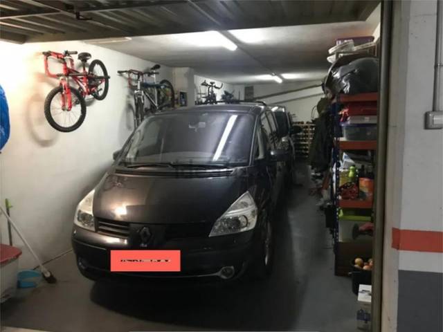 Garaje en Venta en Laubideta Kalea, 4B en Durango