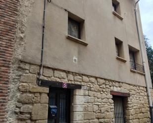 Vista exterior de Casa adosada en venda en Olite / Erriberri amb Terrassa i Balcó