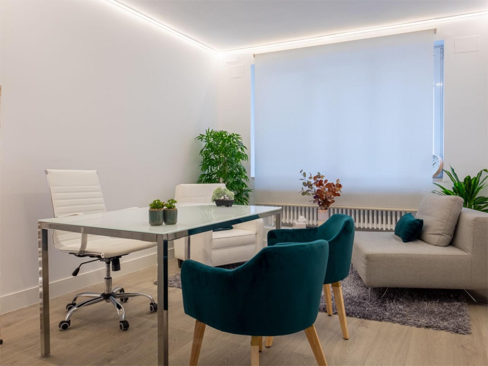 Sala de estar de Local de alquiler en  Madrid Capital