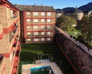 Exterior view of Flat for sale in Jaca  with Swimming Pool